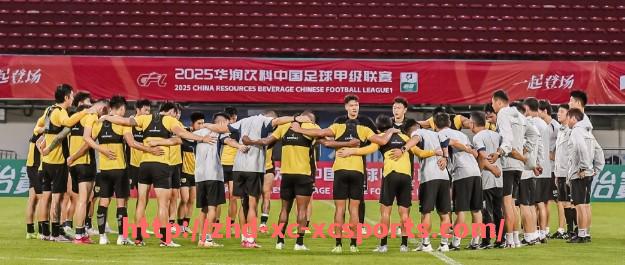 杏彩体育-哪支英超俱乐部曾实现三连冠伟业？